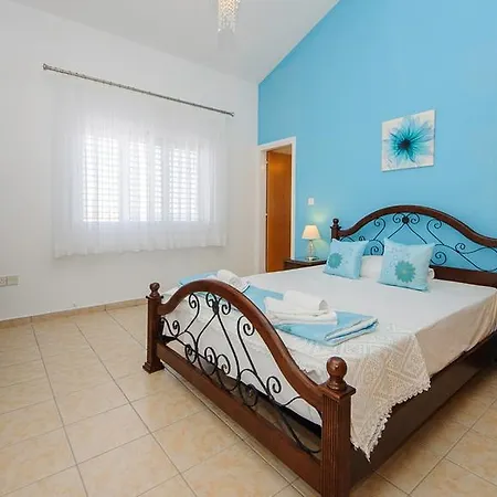 Oceanview 116 *